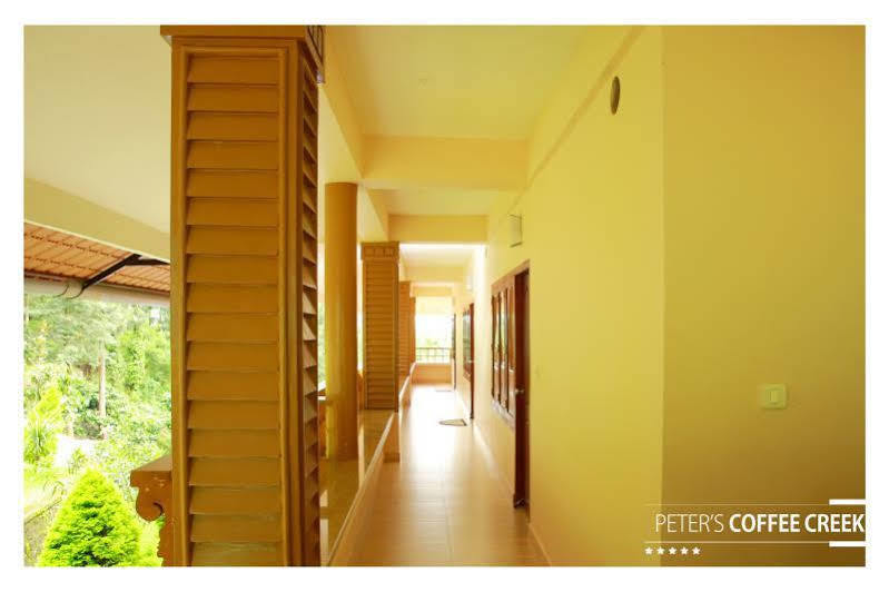 Peter'S Coffee Creek Nature Resort Meppadi Exterior photo
